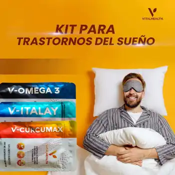 Kit para trastornos del sueño de VitalHealth con V-Omega 3, V-Italay, V-Curcumax y V-Daily. Imagen de hombre en pijama con antifaz descansando plácidamente en la cama, simbolizando descanso profundo, relajación y sueño reparador gracias a la combinación de suplementos naturales.
