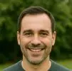 Testimonio de Iván Cota sobre V-Fortyflora de VitalHealth para aliviar el estreñimiento